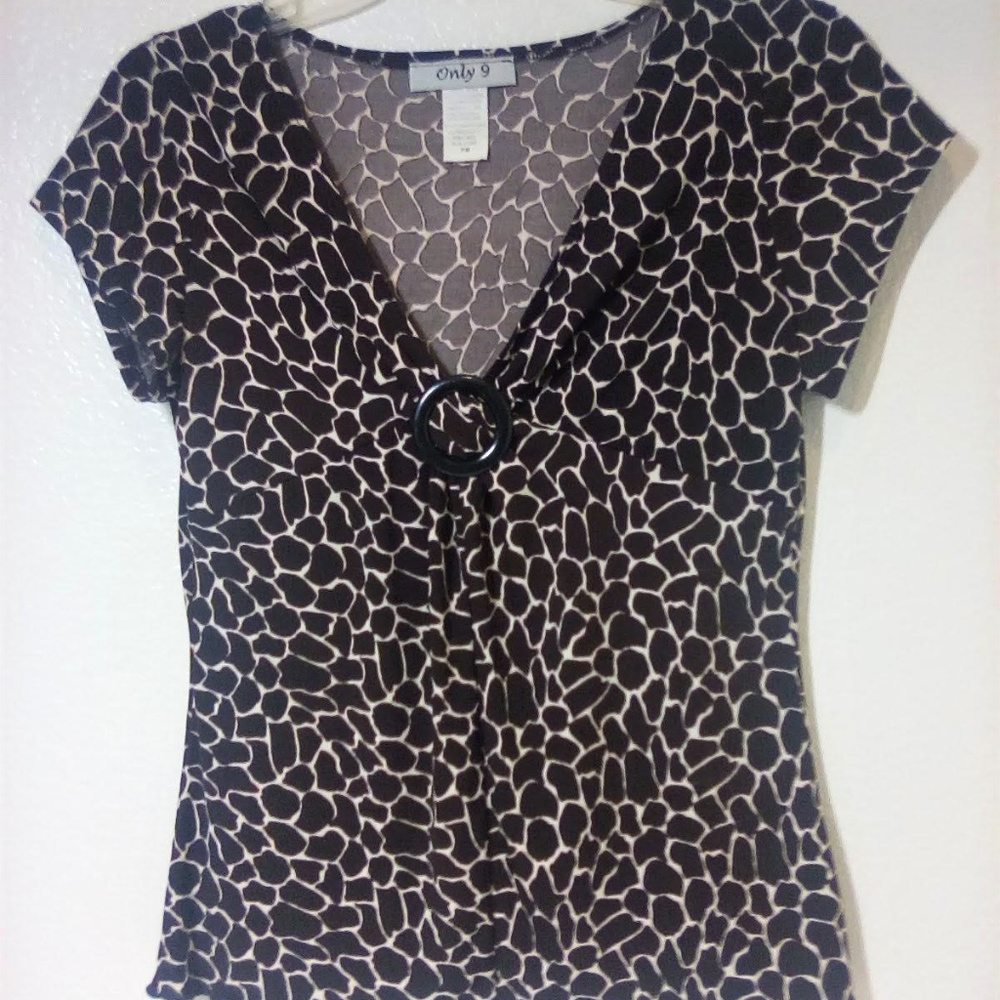 Apt. 9 V-Neck Animal Print Top Color- Brown Size: PM